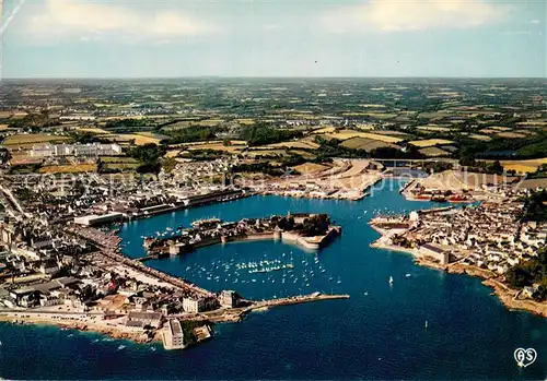 AK / Ansichtskarte Concarneau_Finistere La Plage le Port la ville Close et le Pont Vue aerienne Concarneau_Finistere