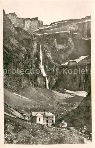 AK / Ansichtskarte Gavarnie_Hautes Pyrenees Le fond du cirque et la grande cascade Gavarnie Hautes Pyrenees