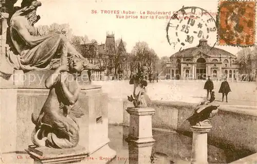 AK / Ansichtskarte Troyes_Aube Le Boulevard Gambetta le Cirque Vue prise sur la Fontaine Argence Troyes Aube