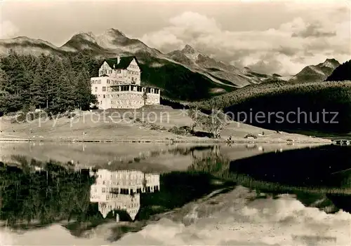 St_Moritz_GR Hotel Waldhaus am Moritzersee Wasserspiegelung Alpen St_Moritz_GR