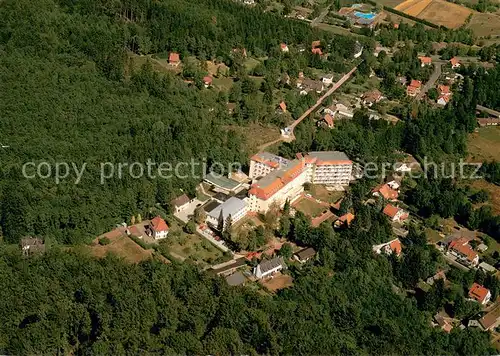 AK / Ansichtskarte Grebenhain Vogelsbergklinik Schloss Hohenwehrda Hermann Lietz Schule Fliegeraufnahme  Grebenhain