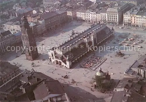 AK / Ansichtskarte Krakow_Krakau Widok ogolny Rynku Glownego Fliegeraufnahme Krakow Krakau