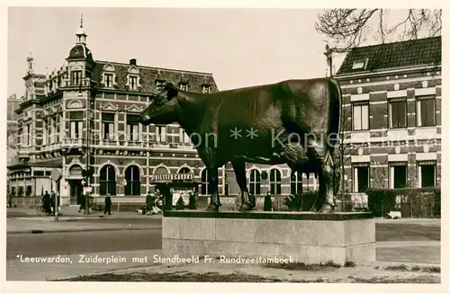 AK / Ansichtskarte Leeuwarden Zuiderplein met Standbeeld Fr. Rundveestamboek Leeuwarden