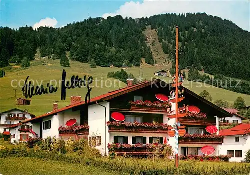 AK / Ansichtskarte Reit_Winkl Gaestehaus Hellwig Luftkurort Bayerische Alpen Maibaum Reit_Winkl