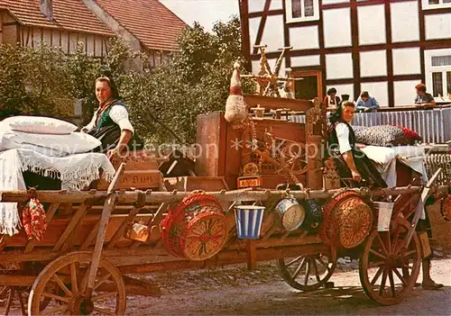 AK / Ansichtskarte Neukirchen_Knuellgebirge Ein Kammerwagen Die Aussteuer einer Schwaelmer Braut Neukirchen Knuellgebirge