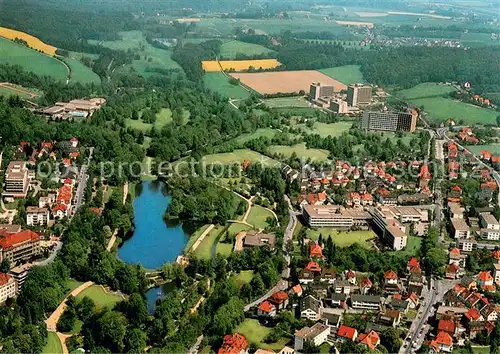 AK / Ansichtskarte Bad_Salzuflen Blick auf den Kurpark und Kurkliniken Fliegeraufnahme Bad_Salzuflen