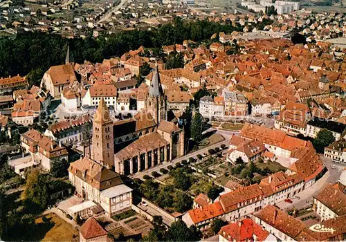 AK / Ansichtskarte Wissembourg Collegiale Saint Pierre et Saint Paul Maison du Sel Quai Anselmann Hotel de Ville vue aerienne Wissembourg