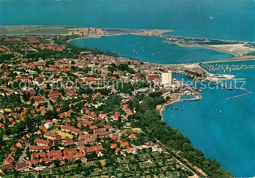 AK / Ansichtskarte Heiligenhafen_Ostseebad Fliegeraufnahme Heiligenhafen_Ostseebad