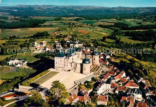 AK / Ansichtskarte Hautefort Chateau vue aerienne Hautefort