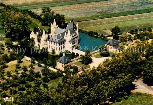 AK / Ansichtskarte Laarne Chateau Feodal de Laarne Vue aerienne Laarne