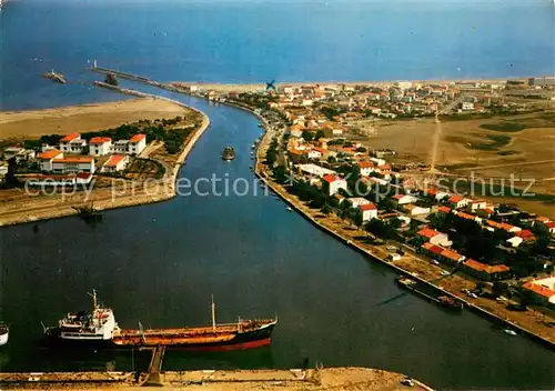 AK / Ansichtskarte Port la Nouvelle Le Golfe du Lion vue aerienne sur l entree du port et la jetee Port la Nouvelle