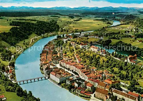 AK / Ansichtskarte Burghausen_Salzach Laengste Burg Deutschlands Fliegeraufnahme Burghausen Salzach