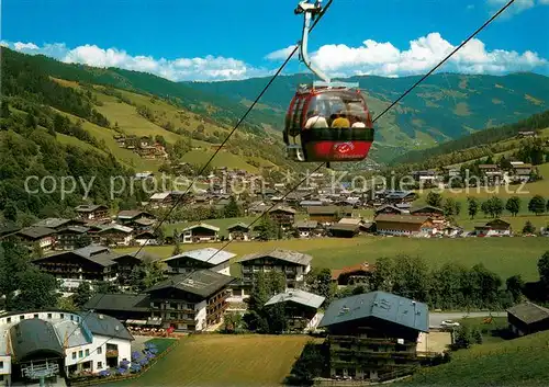 AK / Ansichtskarte Saalbach Hinterglemm mit Zwoelferkogel Gondelbahn Saalbach Hinterglemm