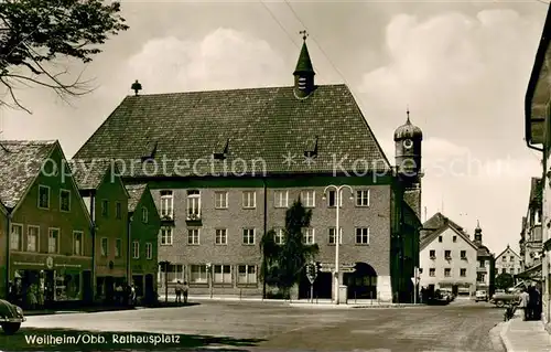 AK / Ansichtskarte Weilheim_Oberbayern Rathausplatz Weilheim Oberbayern