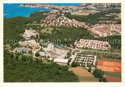 AK / Ansichtskarte Porec Hotel Diamant Fliegeraufnahme Porec