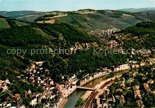 AK / Ansichtskarte Altena_Lenne Fliegeraufnahme Burg  und Bergstadt Altena_Lenne