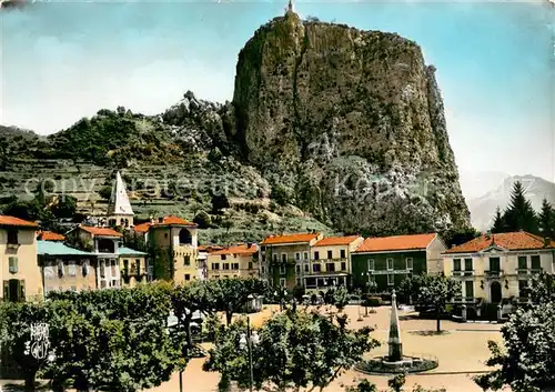 AK / Ansichtskarte Castellane La Place le Roc et Notre Dame du Roc Castellane