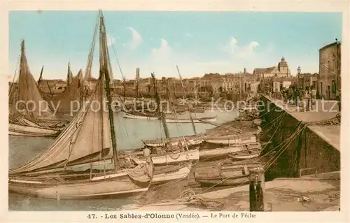 AK / Ansichtskarte Les_Sables d_Olonne Le Port de Peche Les_Sables d_Olonne