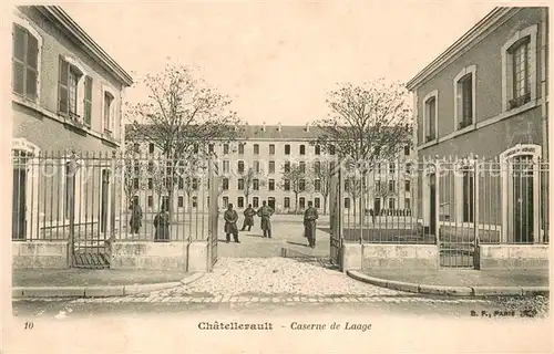 AK / Ansichtskarte Chatellerault Caserne de Laage Chatellerault