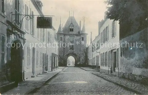 AK / Ansichtskarte Villeneuve sur Yonne Porte de Joigny Villeneuve sur Yonne