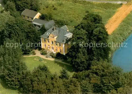 AK / Ansichtskarte Kellinghusen Alten und Pflegeheim Haus Fernsicht an der Stoer Fliegeraufnahme Kellinghusen