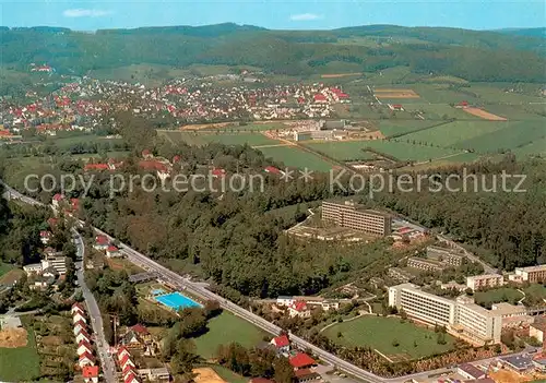 AK / Ansichtskarte Bad_Driburg Fliegeraufnahme mit Sanatorium Berlin BfA Fachklinik Rosenberg LVA Kurpark City Caspar Heinrich Klinik Bad_Driburg