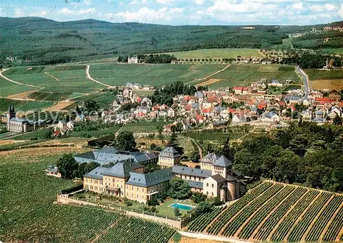 AK / Ansichtskarte Johannisberg_Rheingau Weingut Schloss Johannisberg Fuerst von Metternich Winneburg Fliegeraufnahme Johannisberg Rheingau