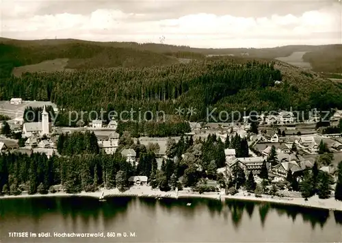 AK / Ansichtskarte Titisee Schwarzwald Fliegeraufnahme Titisee