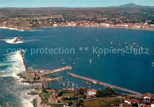 AK / Ansichtskarte Saint Jean de Luz Le Port et le Fort de Socoa Vue aerienne Saint Jean de Luz