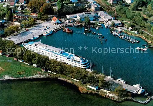 AK / Ansichtskarte Lauterbach_Putbus Hotelschiff Stiller Don Fliegeraufnahme Lauterbach Putbus