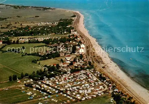 AK / Ansichtskarte Schoenberger_Strand Fliegeraufnahme Schoenberger_Strand