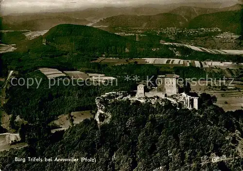 AK / Ansichtskarte Annweiler_Trifels Burg Trifels Fliegeraufnahme Annweiler_Trifels