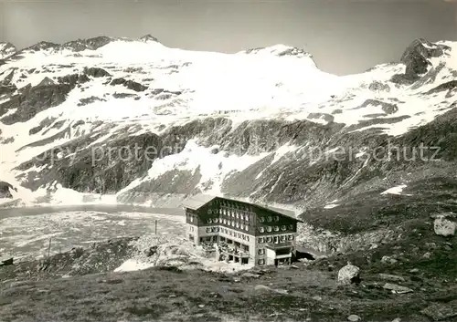 AK / Ansichtskarte Uttendorf_Salzburg Rudolfshuette mit Granatspitze Sonnblick und Hochfilleck Hohe Tauern Uttendorf Salzburg