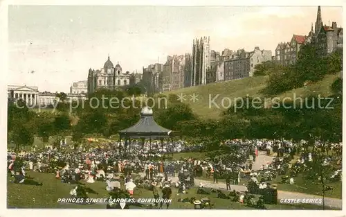 Edinburgh_Scotland Princes Street Gardens 