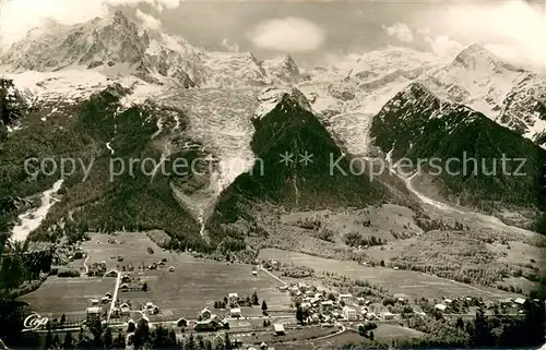 AK / Ansichtskarte Chamonix Panorama Les Bossons Mont Blanc et Glacier des Bossons Alpes Chamonix