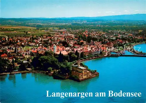 AK / Ansichtskarte Langenargen_Bodensee Fliegeraufnahme mit Schloss Montfort Langenargen Bodensee