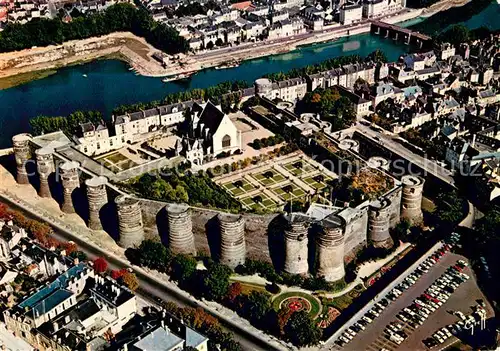 AK / Ansichtskarte Angers Chateau vue aerienne Angers