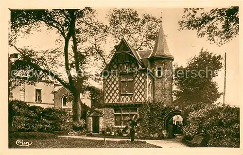 AK / Ansichtskarte Chatellerault Maison du Garde Chatellerault