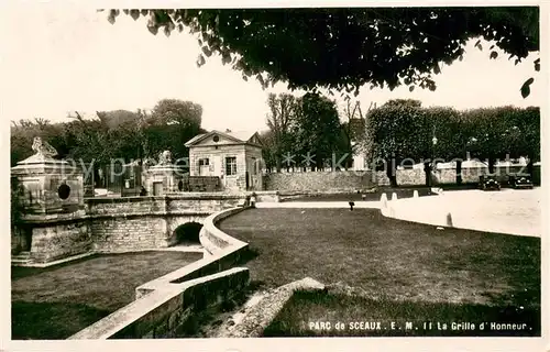 AK / Ansichtskarte Sceaux_Seine Parc de Sceaux La Grille d Honneur Sceaux Seine