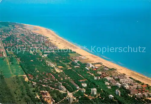 AK / Ansichtskarte Bibione Fliegeraufnahme mit Strand Bibione