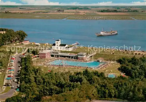 AK / Ansichtskarte Toenning_Nordseebad Fliegeraufnahme Freibad Toenning_Nordseebad