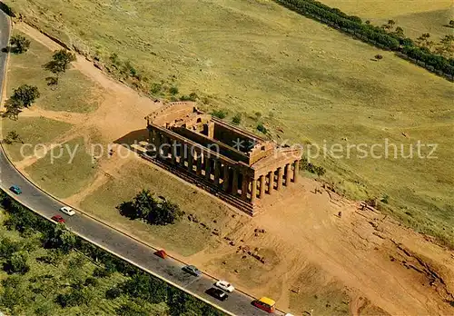 AK / Ansichtskarte Agrigento Tempio della Concordia il tempio F Fliegeraufnahme Agrigento