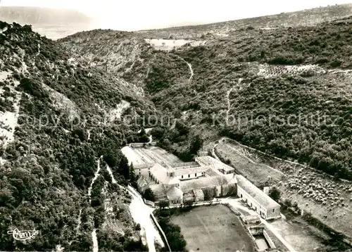 AK / Ansichtskarte Gordes Abbaye de Senanque vue aerienne Gordes