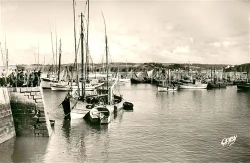 AK / Ansichtskarte Douarnenez Le Port Douarnenez