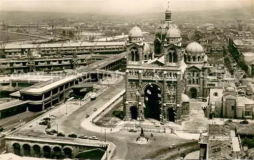 AK / Ansichtskarte Marseille_Bouches du Rhone La Cathedrale Les Bassins de la Joliette Marseille