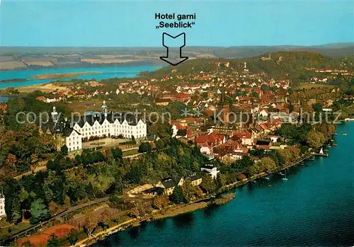 AK / Ansichtskarte Ploen_See Schloss Hotel garni Seeblick Seenlandschaft Holsteinische Schweiz Fliegeraufnahme Ploen_See