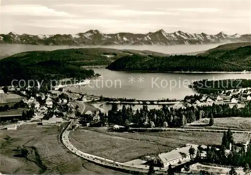 AK / Ansichtskarte Schluchsee Fliegeraufnahme mit Schweizer Alpen Schluchsee