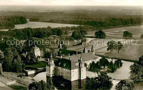 AK / Ansichtskarte Lembeck Schloss Fliegeraufnahme Lembeck