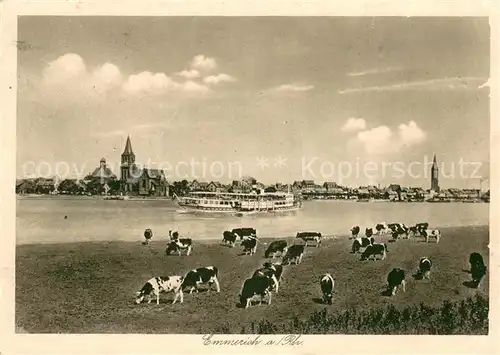 AK / Ansichtskarte Emmerich_Rhein Viehherde am Fluss Rheindampfer Blick auf die Stadt Kupfertiefdruck Emmerich Rhein