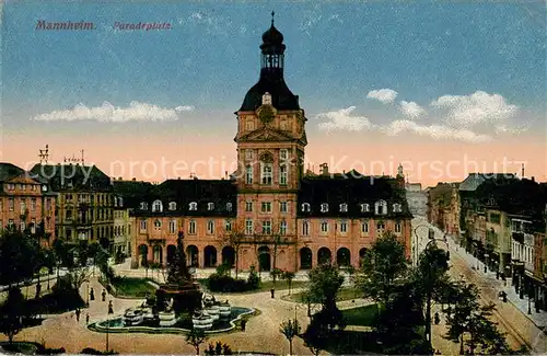 AK / Ansichtskarte Mannheim Paradeplatz Denkmal Mannheim